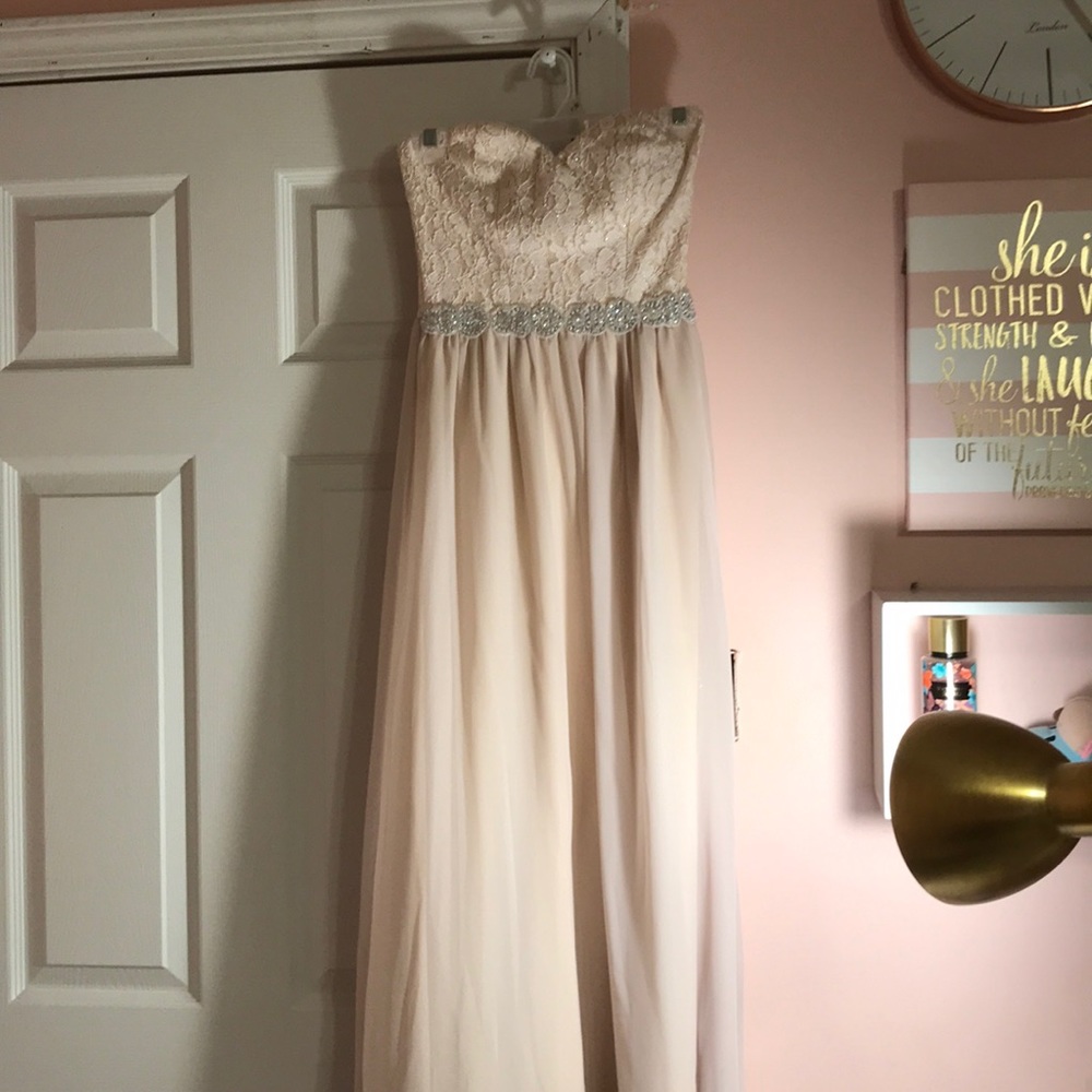 Peachy coral party dress